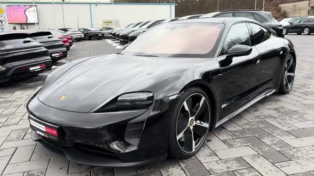 Porsche Taycan Turbo 2023 Jet Black Metallic — Véhicule physique référencé VIN WP0ZZZY15PSA50179