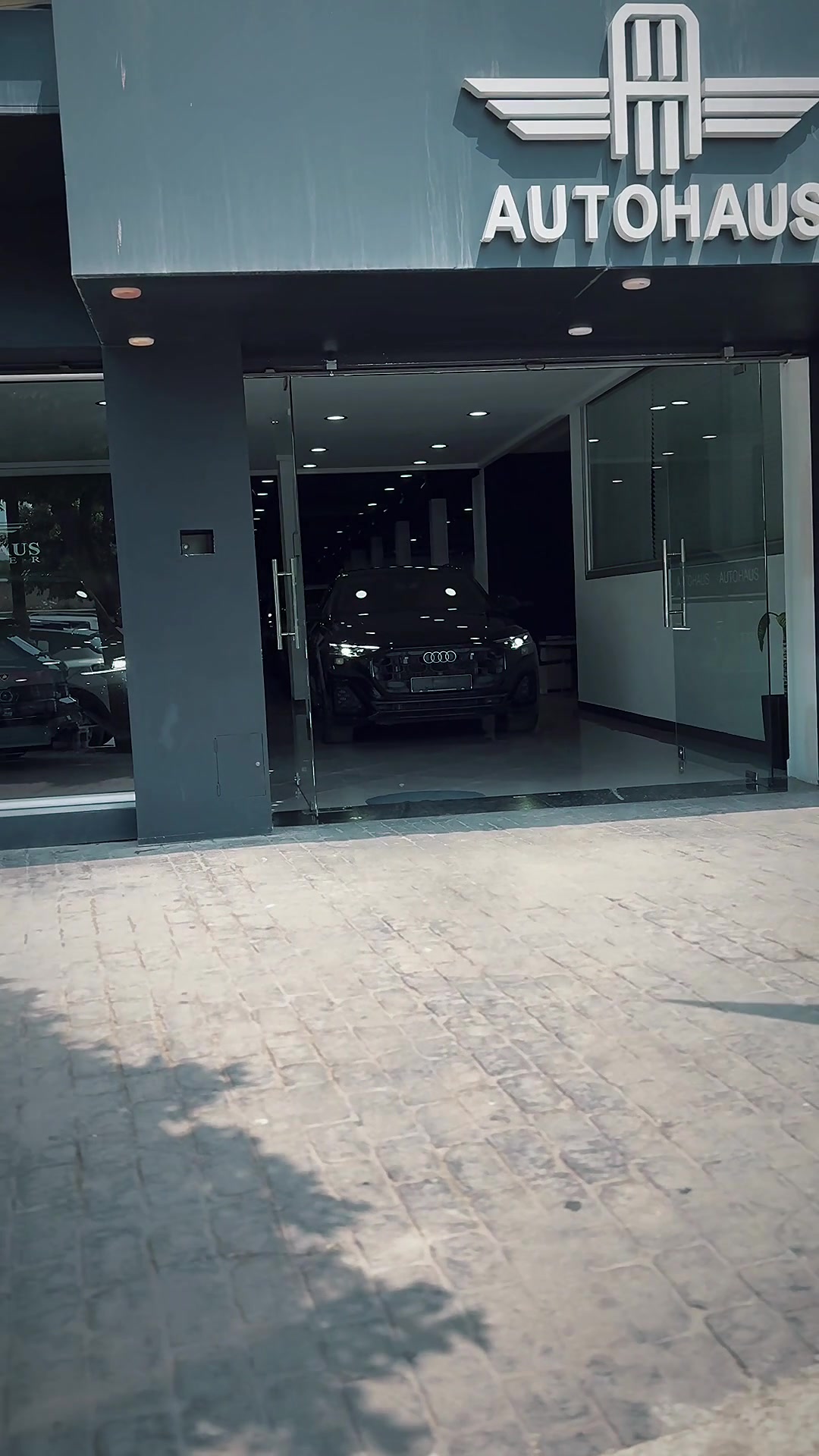 Showroom multimarque Autohaus Tanger